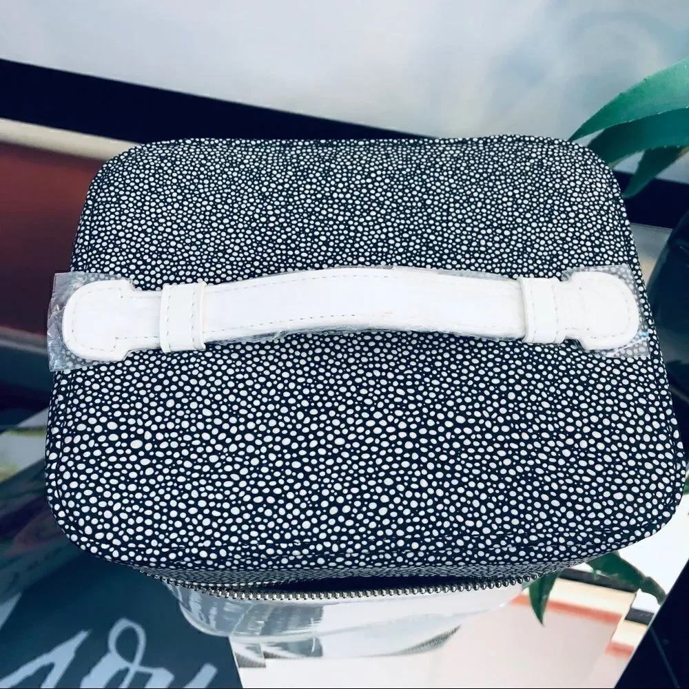 Twelve NYC | cosmetics pouch / bag NWOT‎